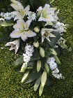 white lillie spray